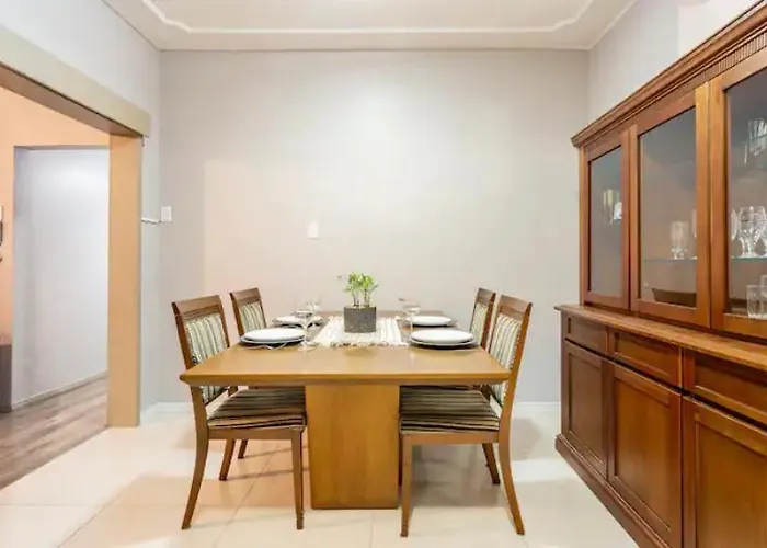 Spacious And Well Located 2 Bedrooms * Porto Alegre